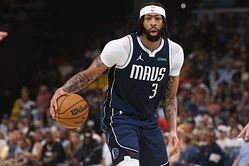 6 months after shocking trade, Anthony Davis looks to cut all ties with LA by listing $40,000,000 mansion for sale