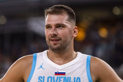 Is Luka Doncic playing tonight against Great Britain? Latest on Slovenian superstar's availability for EuroBasket after knee injury (Aug. 18)