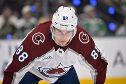 3 Colorado Avalanche bounce-back candidates for 2025-26 feat. Martin Necas