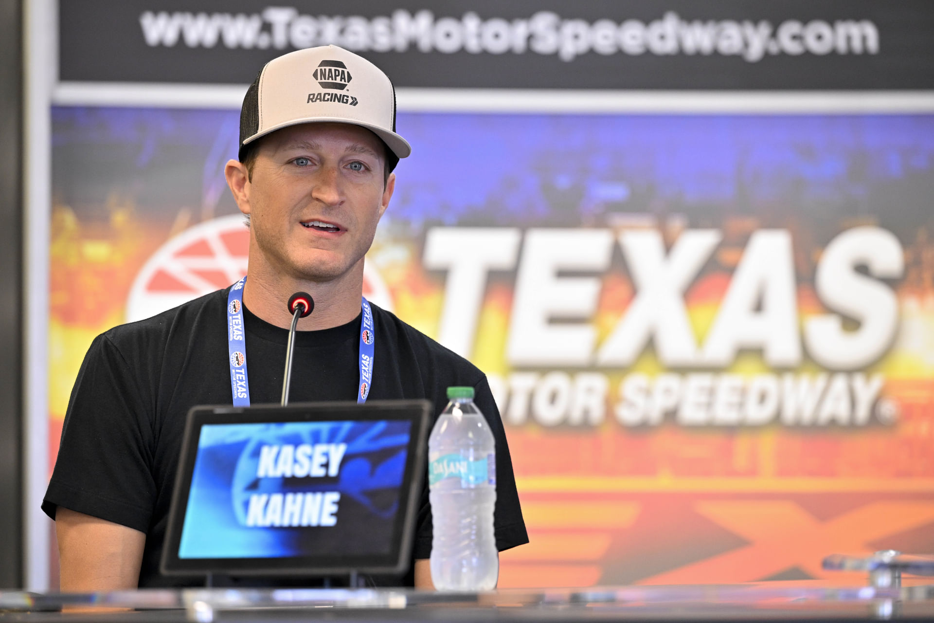 NASCAR: Wurth 400 presented by LIQUI MOLY - Source: Imagn