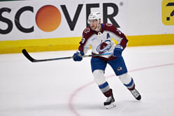 Former NHLers rave about Nathan MacKinnon's physicality - "He's a violent hockey player"