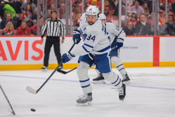 Auston Matthews makes his expectation from teammates crystal clear ahead of Maple Leafs' season opener