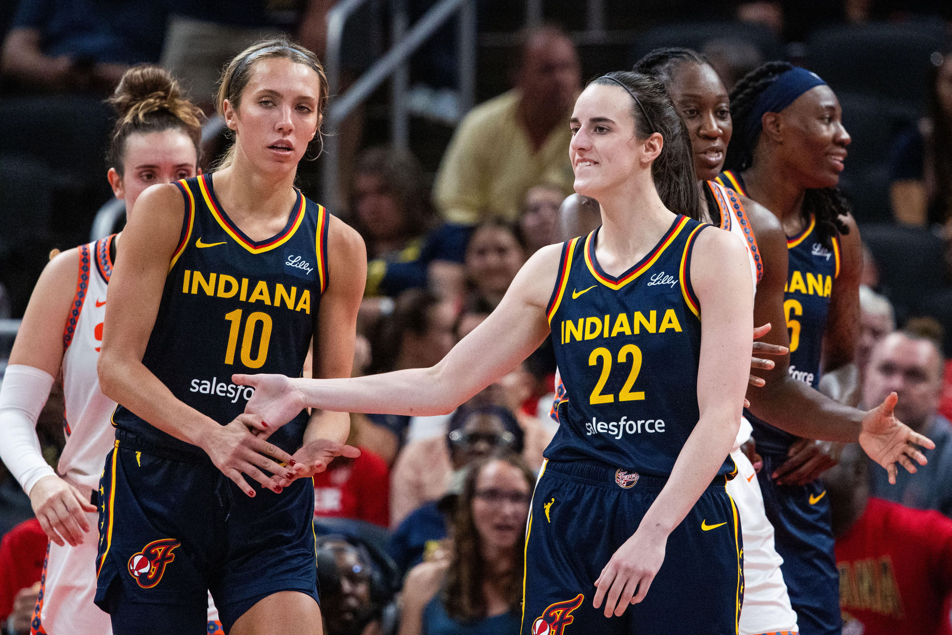 WNBA: Connecticut Sun at Indiana Fever - Source: Imagn
