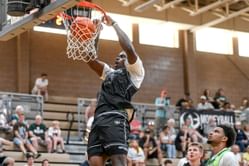 “All he does is dunk, nothing else”: College hoops fans react to Michigan State’s Coen Carr showing off his vertical jump