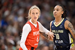 $227,657 Wings newcomer shakes Sophie Cunningham with nasty crossover
