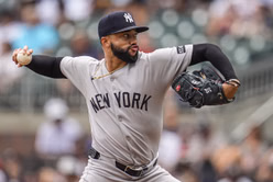 "It was really one pitch that hurt me" - $8,600,000 Yankees reliever defends himself as Bronx frustration boils over 4-game skid