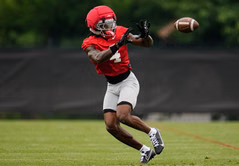 Amid Arch Manning - Heisman rumors, CFB insider picks Ryan Day's Ohio State standout for coveted college football honor in 2025