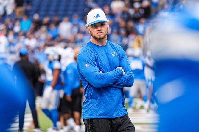 Aidan Hutchinson gives major update on leg injury rehab during Lions-Chargers HOF game