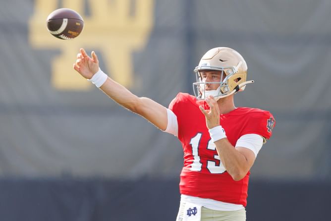 "The way he leads is second to none": Notre Dame QB CJ Carr reflects on lessons from Riley Leonard ahead of 2025 season