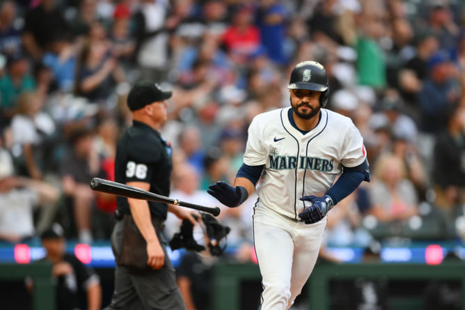 Today’s Best MLB Home Run Prop Bets: Top 5 including Eugenio Suarez, Brent Rooker, and more for August 7, 2025