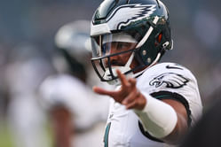 "Eagles already looking to replace Jalen Hurts" - NFL fans react as Sam Howell gets traded to Philadelphia days before season opener vs. Cowboys