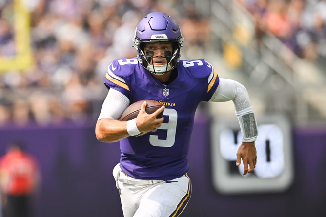 “I’m one of the most accurate": J.J. McCarthy embraces spotlight with bold claim ahead of regular season kickoff