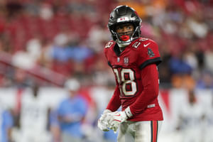 PIC: Coach Prime’s ex-wife Pilar Sanders turns heads in custom dress honoring son Shilo Sanders with bold jersey tribute