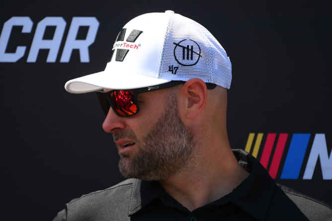 “A modern day Mike Tyson”: NASCAR insider says Shane van Gisbergen is ‘embarrassing’ the field after Watkins Glen win