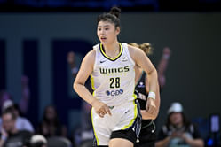 "Paige are you ready to play the 4 again?" - WNBA fans react to Dallas Wings losing 6-foot-7 big Li Yueru to season-ending knee injury