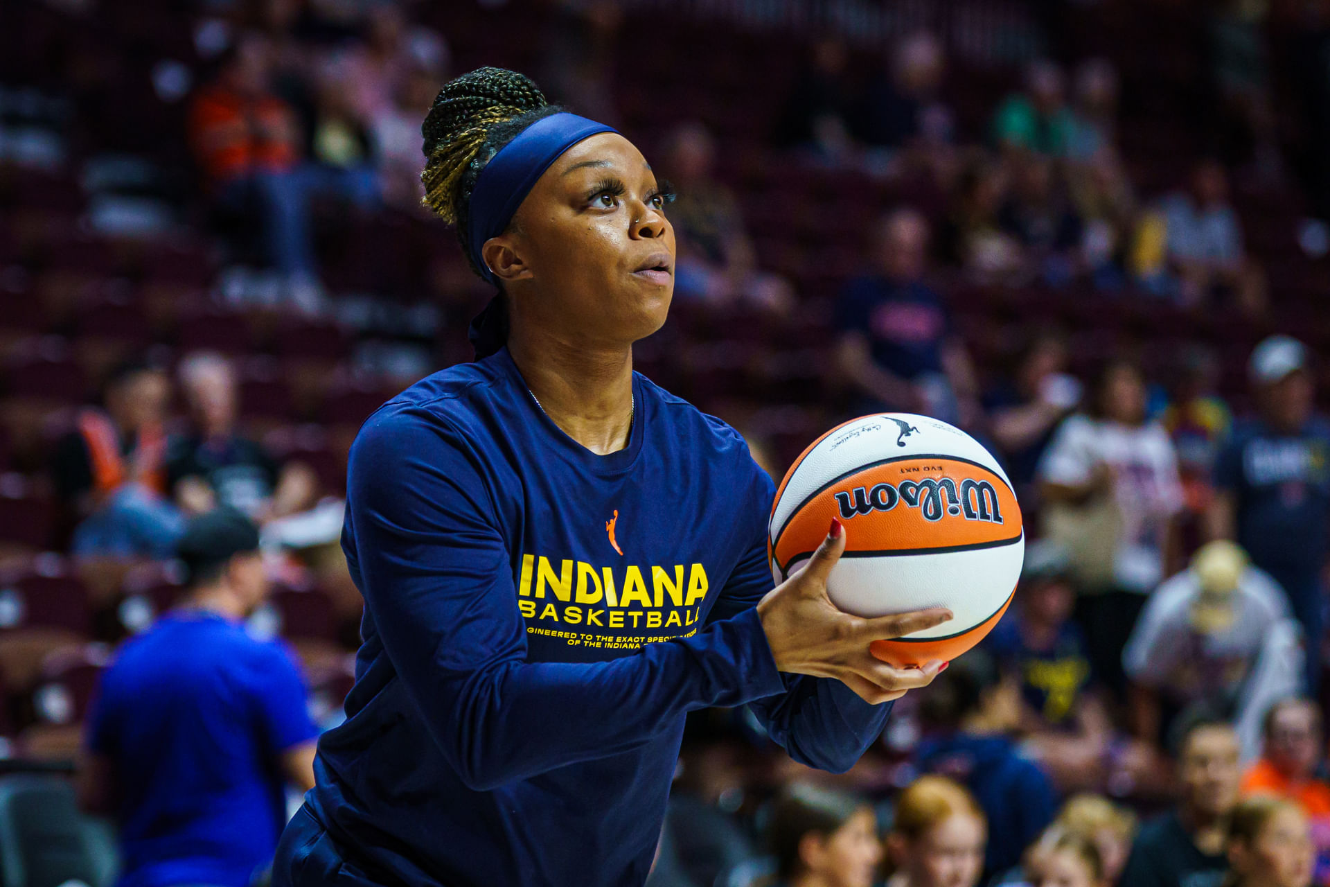 WNBA: Indiana Fever at Connecticut Sun - Source: Imagn