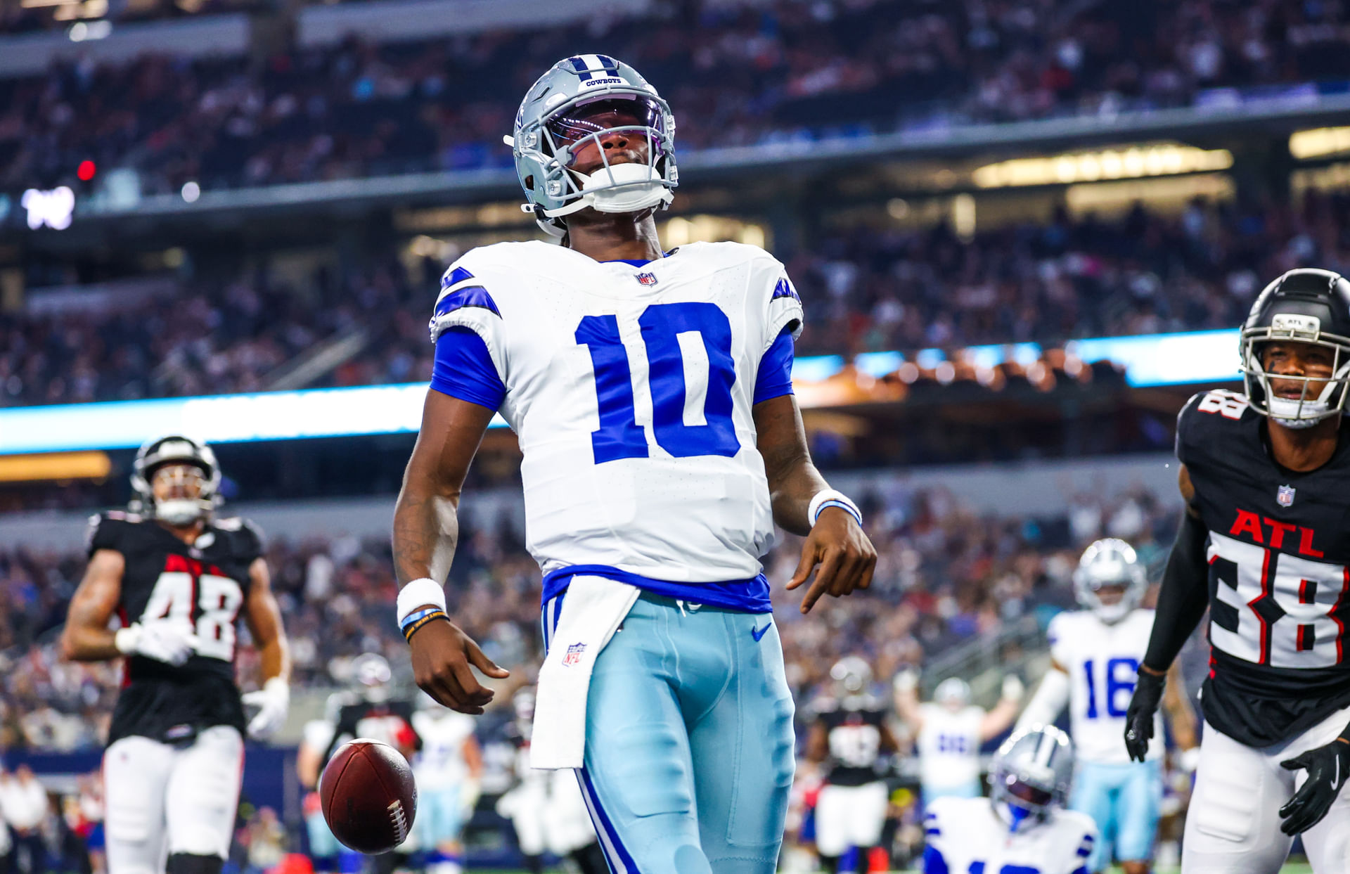 NFL: Atlanta Falcons at Dallas Cowboys - Source: Imagn