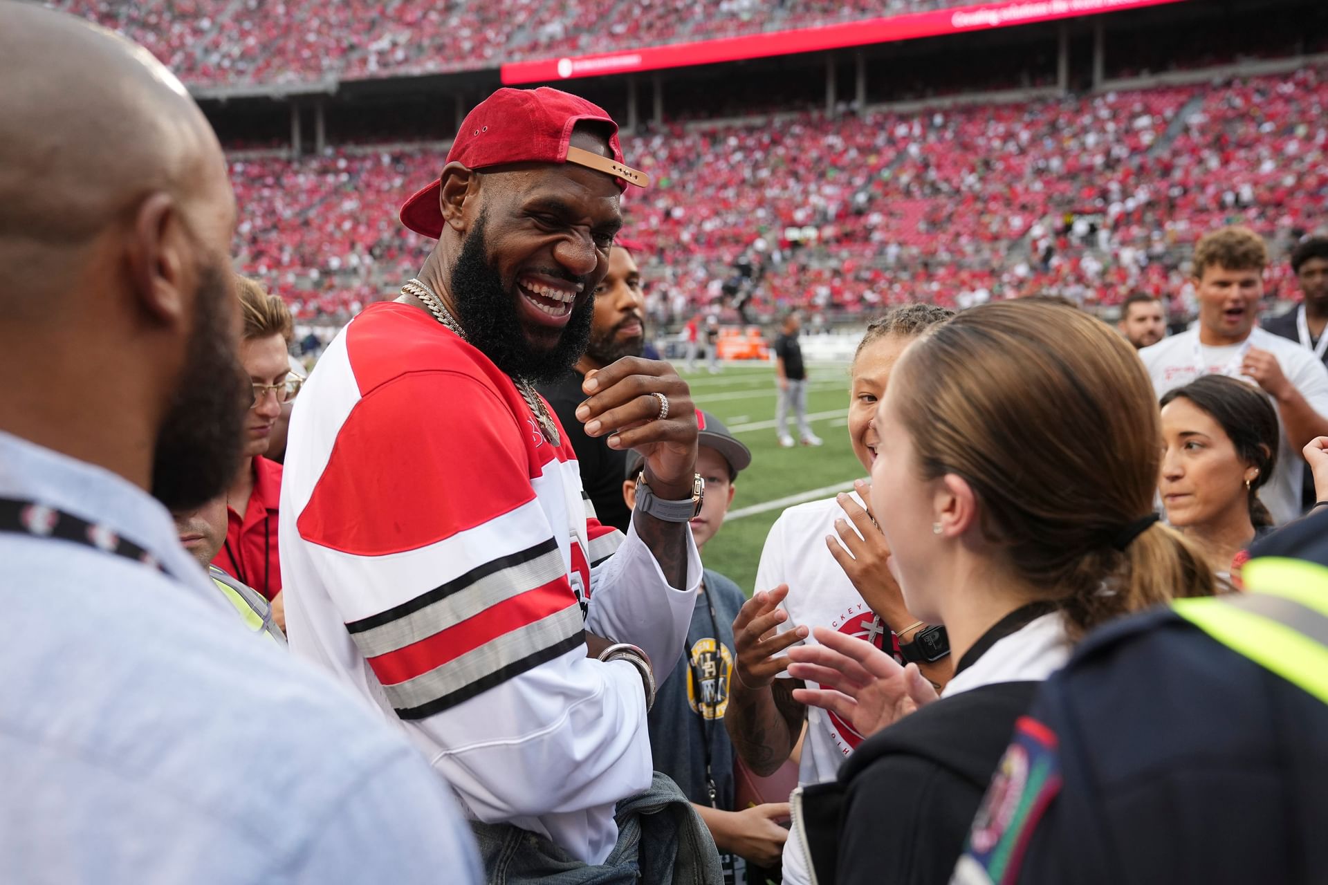LeBron James hyped as Ohio State ruins Arch Manning comeback attempt thumbnail
