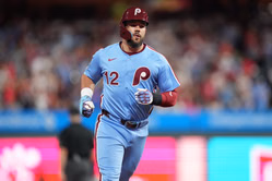 MLB analysts predicts Kyle Schwarber to land $100M free agency deal after 4HR outing, draws David Ortiz comparison