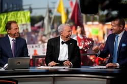 Lee Corso headgear retirement: College GameDay surprises CFB legend with special farewell gesture