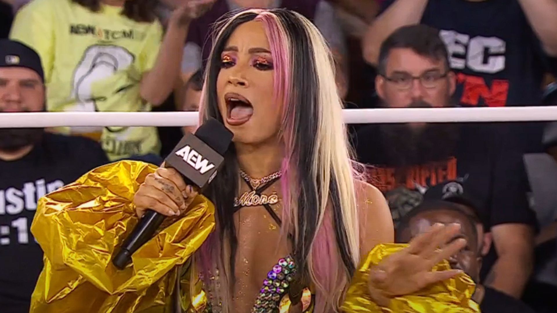 Mercedes Mon&eacute; is in possession of 9 belts [Photo: Triller TV