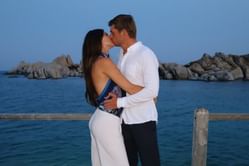 Kelly Piquet shares adorable picture kissing Max Verstappen in a 2-word post on social media