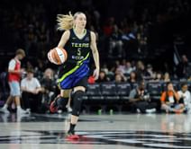 "Midrange is back": Michael Jordan’s ex-teammate Rip Hamilton showers highest praise on Paige Bueckers after historic performance