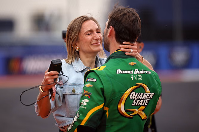 "Don't be an as*hole": Daniel Suarez's wife reacts to his in-car window prank with classic warning