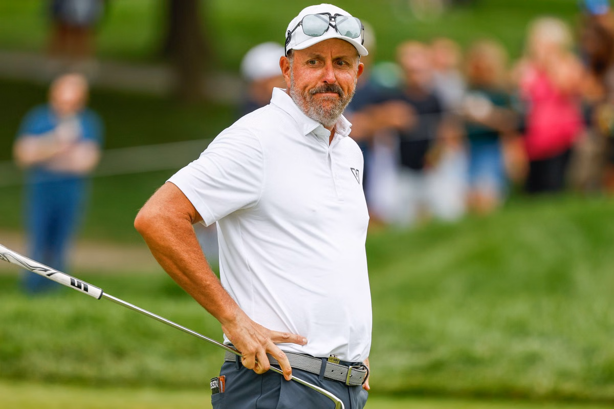 "You cannot reason with this stupidity" - Phil Mickelson blasts groups opposing $SOC