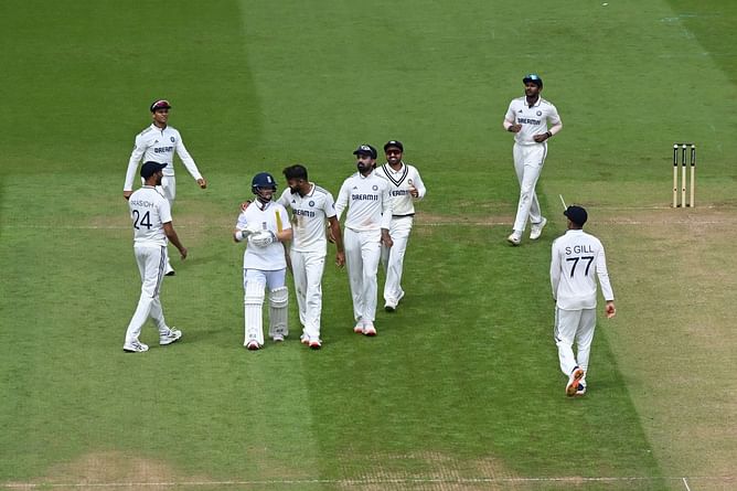 “He could have bowled well” - Irfan Pathan slams Indian pacer ahead of Day 5 of ENG vs IND 2025 5th Test