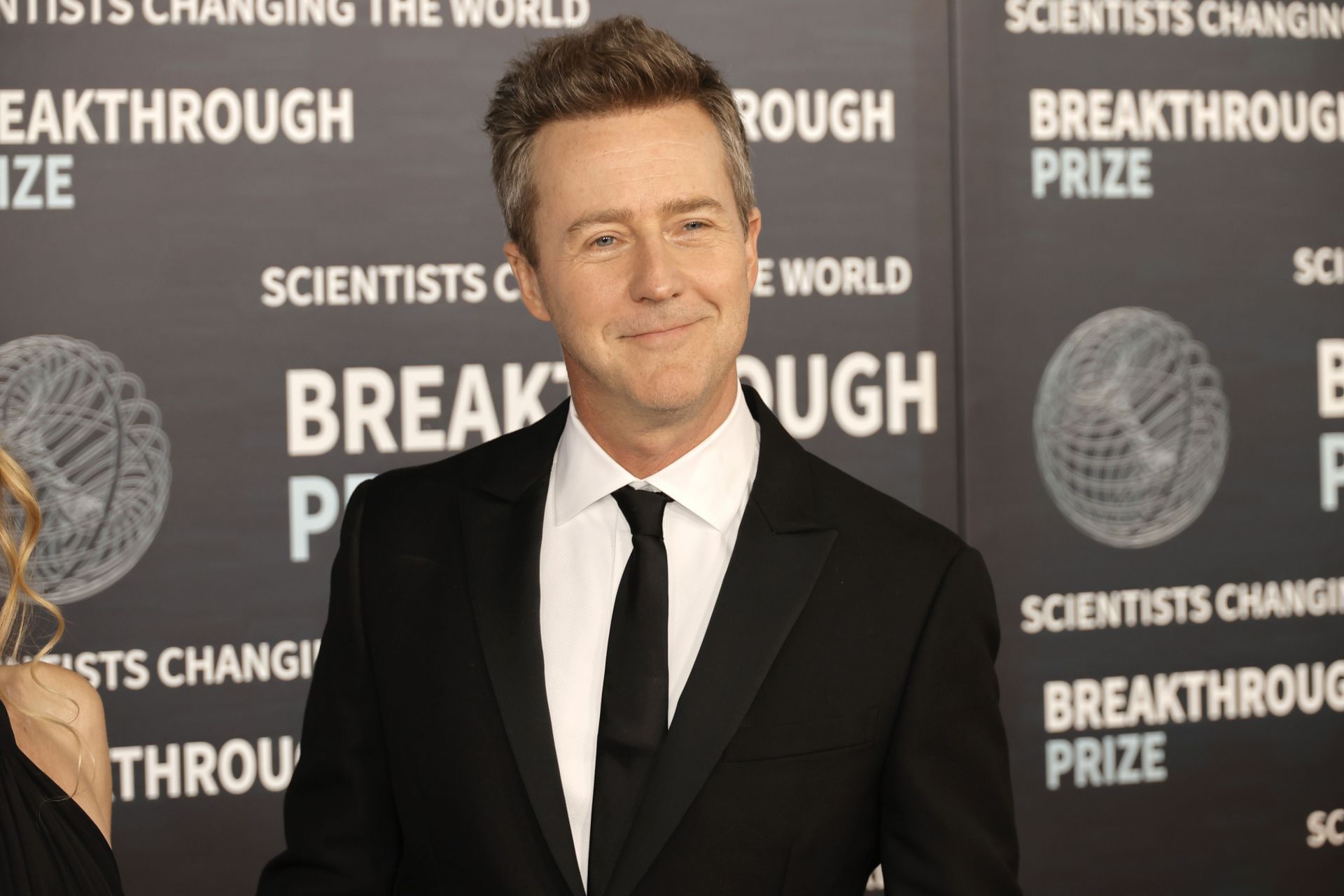 Edward Norton stars as Sammy Bagel Jr. (Image via Getty)