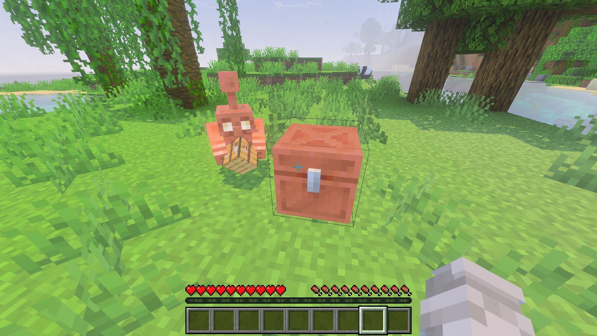The copper golem is a fantastic asset for resource management in the game (Image via Sportskeeda Gaming || Mojang Studios)