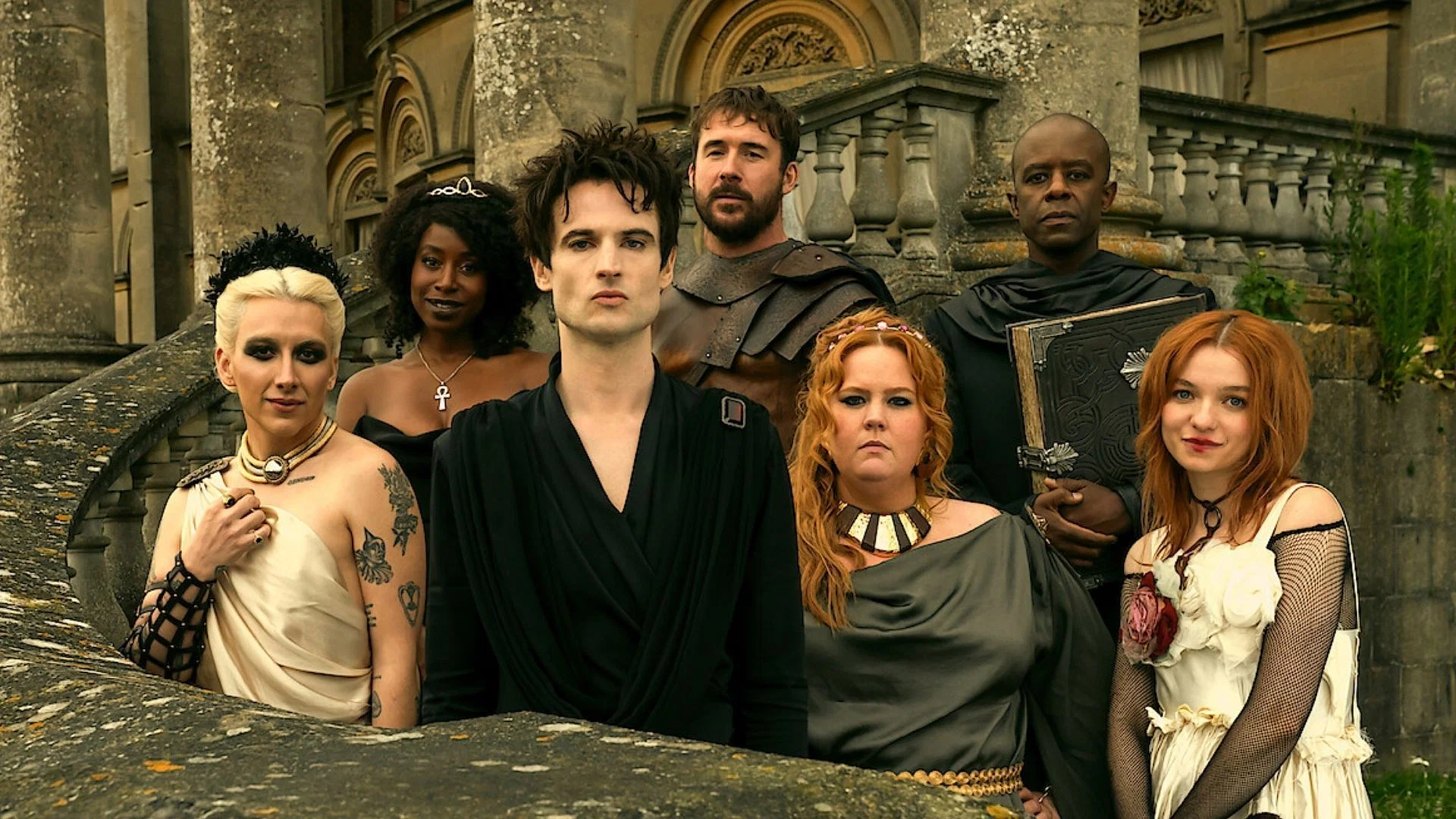 The endless siblings (image via netflix)