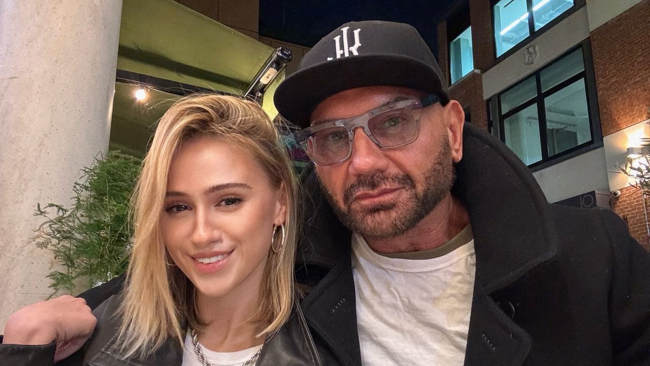 Maria Bakalova and Batista (via Maria