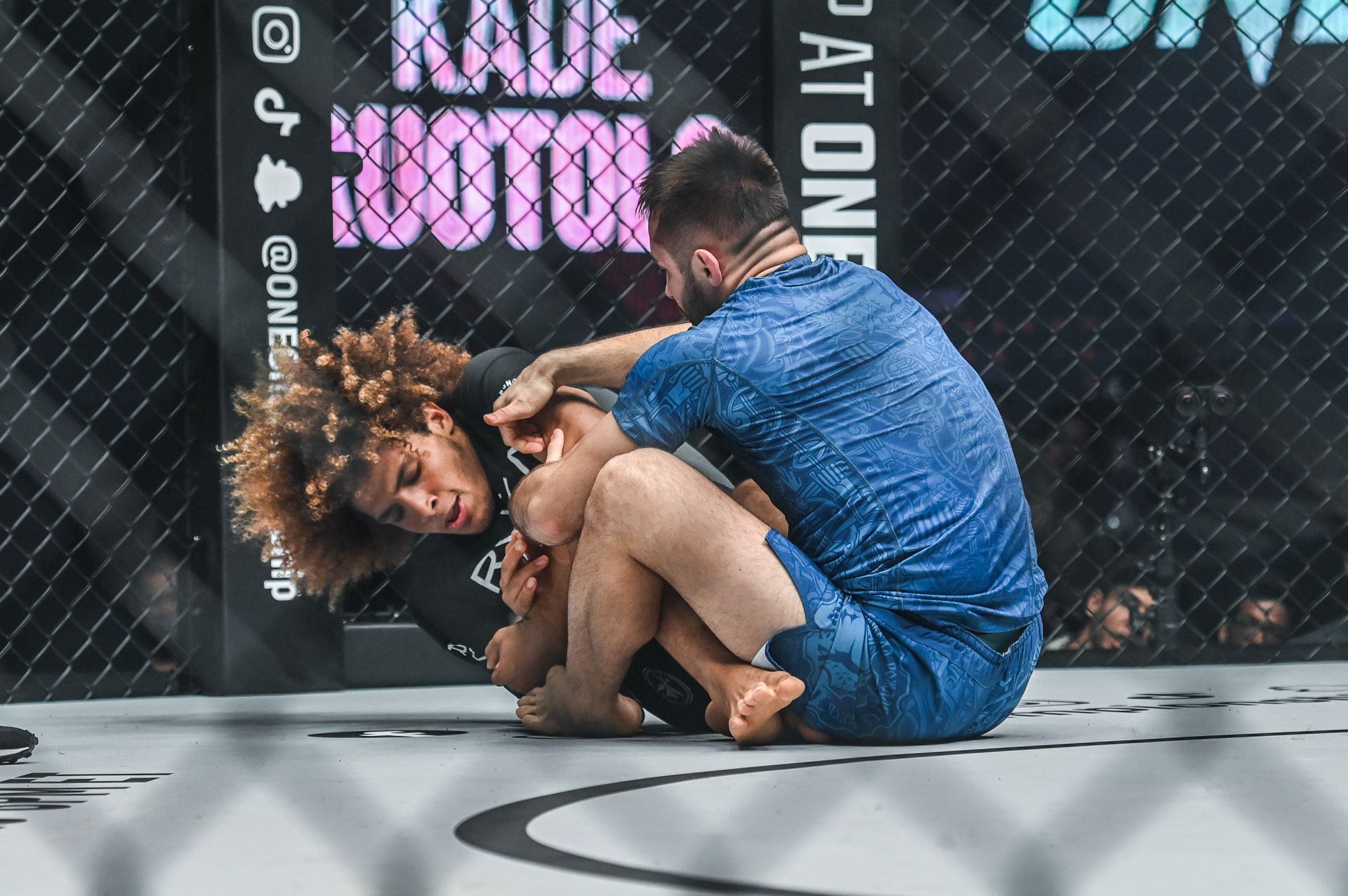 Kade Ruotolo (L) vs Uali Kurzhev | Image by ONE Championship