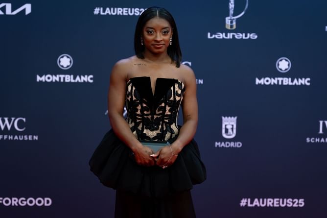 "I have anxiety"- Simone Biles gets candid on her struggle with photo shoot during Australia trip with sister Adria