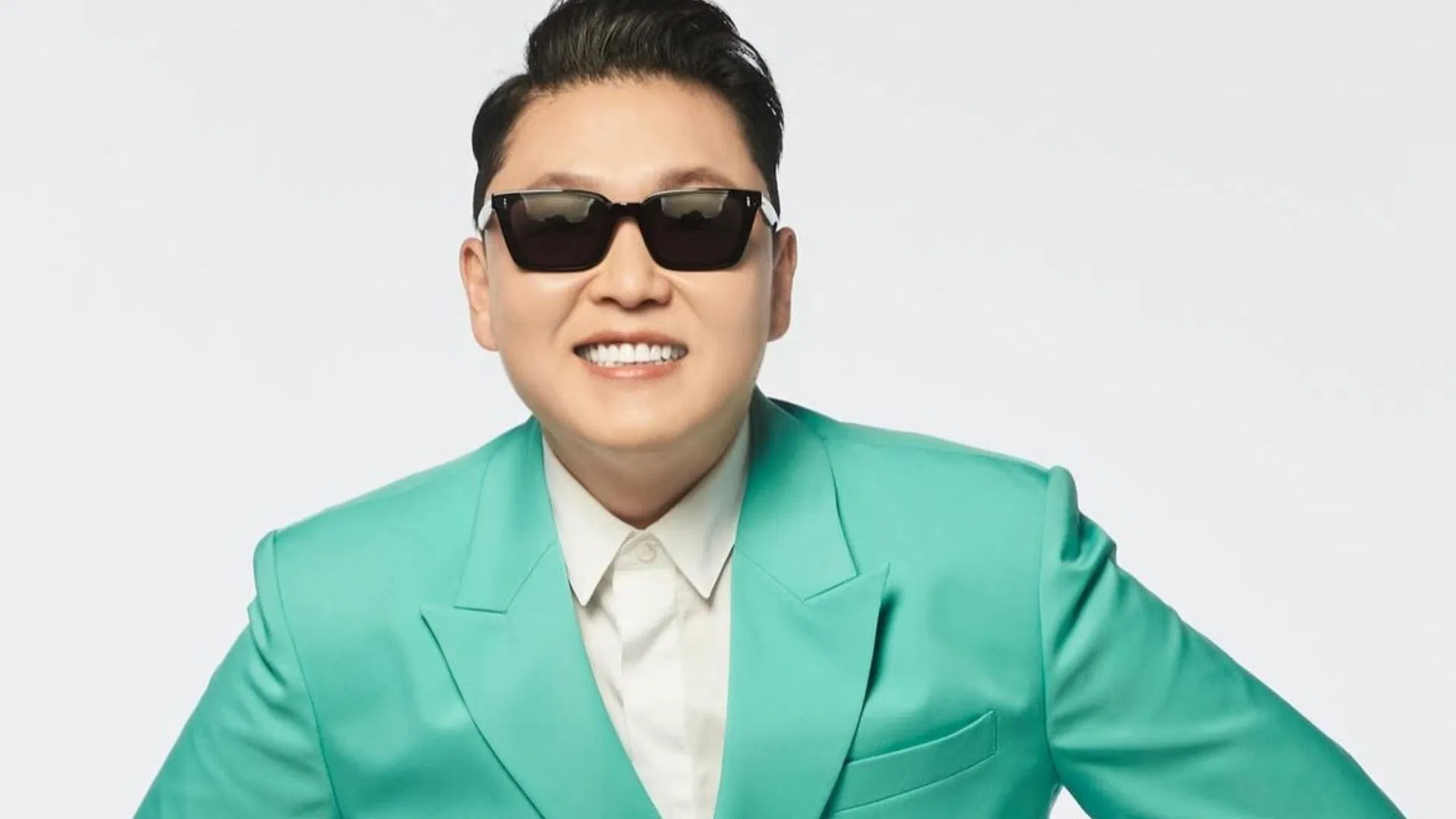PSY (Image vis Instagram/@42psy42)