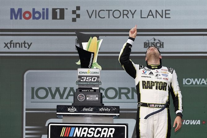 "Our confidence never wavered": William Byron clinches Iowa Corn 350 victory, holding off Chase Briscoe with fuel strategy tactic