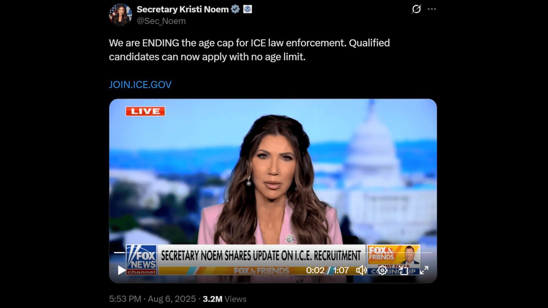 Kristi Noem announced that the age barrier for joining ICE has been lifted. (Image via X)