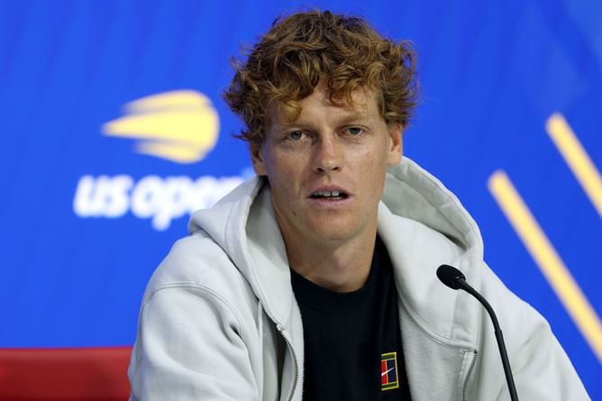 "This 'woe-is-me' act is pathetic & insulting": Fans react to Jannik Sinner revealing he promised to quit tennis to ease his parents' financial burden