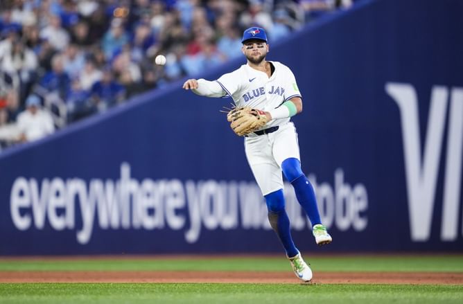 Blue Jays vs. Brewers: Game 2 prediction, lineup, odds, injuries, and picks - August 30, 2025