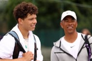 Ben Shelton(left) with father Bryan Shelton(right) at the 2023 Wimbledon Championships. Image: Getty