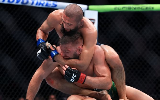 “I was expecting more of the wild wolf animal” - Ex-UFC star gets 100% real about Khamzat Chimaev’s win over Dricus du Plessis