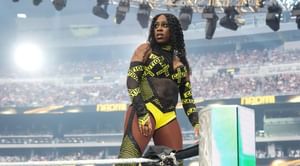 "Self-inflicted broken leg" - WWE veteran has a "bleak viewpoint" on Naomi's pregnancy