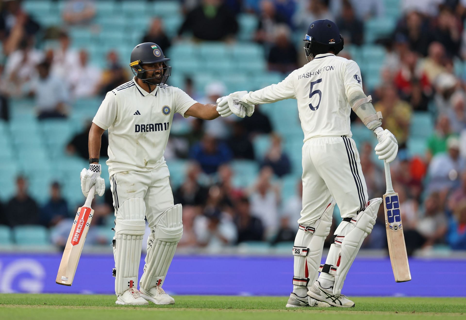 Karun Nair and Washington Sundar have stitched together an unbroken 51-run seventh-wicket partnership. [P/C: Getty]