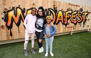 Mom Laura Govan drops 3-word reaction as Hamiley Arenas finishes off tough move at the Mamba Invitational