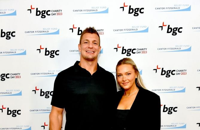Rob Gronkowski's GF, Camille Kostek, poses in white & blue swimsuit during her vacation in Italy