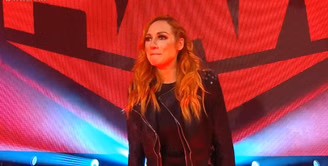 Becky Lynch was left crying backstage at WWE SummerSlam 2025