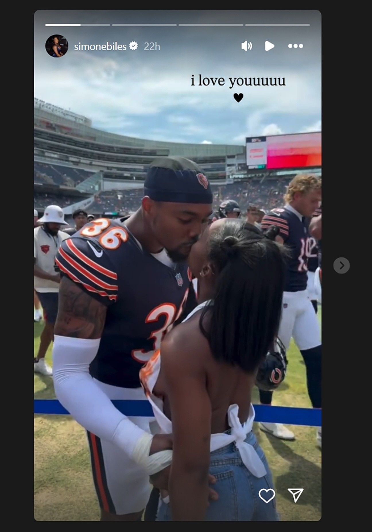 Simone Biles&#039; message for Jonathan Owens following the Bears&rsquo; preseason tie vs the Dolphins /@simonebiles