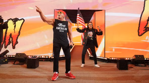 Ex-WWE employee reveals sad truth about how new stars treated Hulk Hogan backstage (Exclusive)